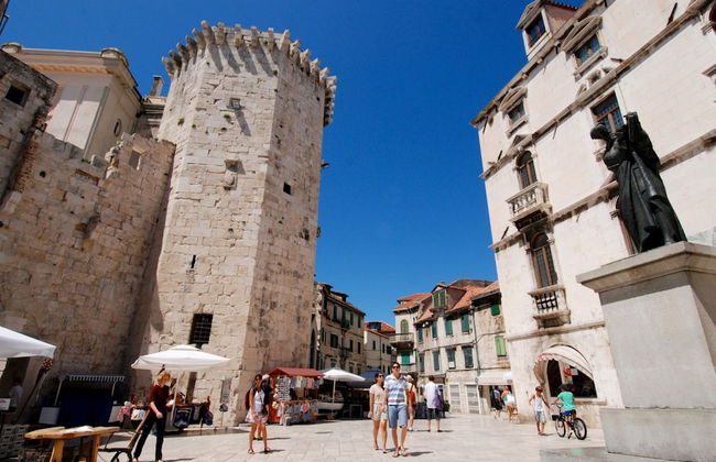 A2 - Apartment in the Very Heart of Split - Photo 23