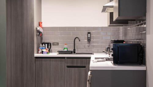 Central Bradford 1 Bed With Super King Bed Workspace WiFi & Netflix - Foto 2