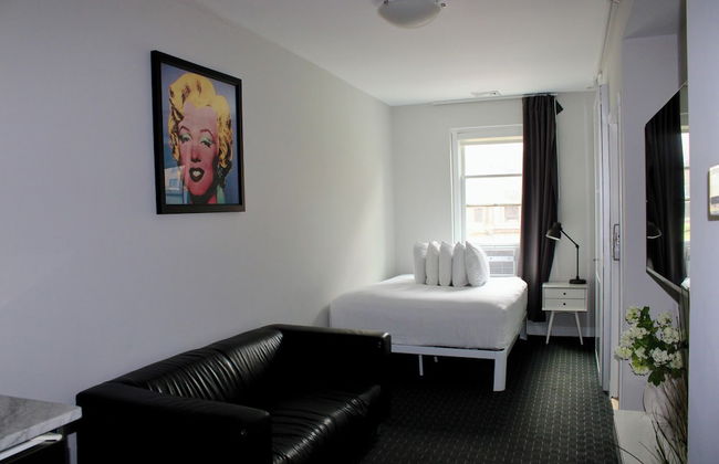 Maverick Suites at 245 Newbury St - Photo 58