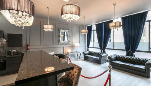 The V.I.P Suite - Sleeps 24! Best for large groups - Foto 1