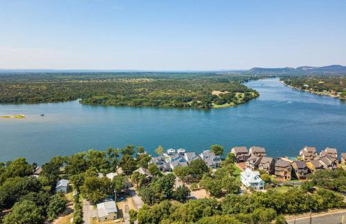 Luxury Lake LBJ House with Heated Swimming Pool and Spill Over Hot Tub and 2 Boat Slips - Foto 60