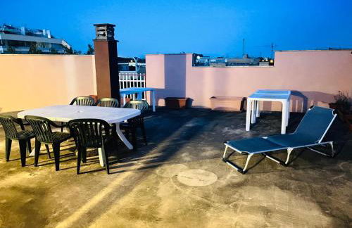 Sky Global Suites - Photo 24