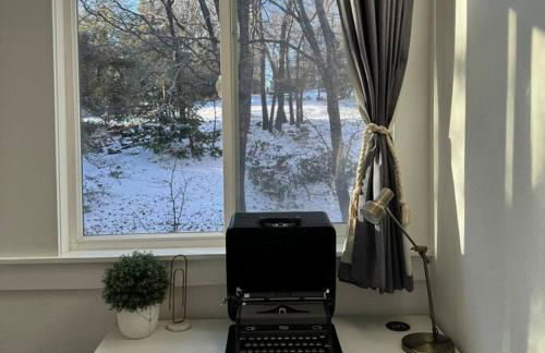 Sprocket Hollow Treetop A-Frame Log Cabin - Foto 45