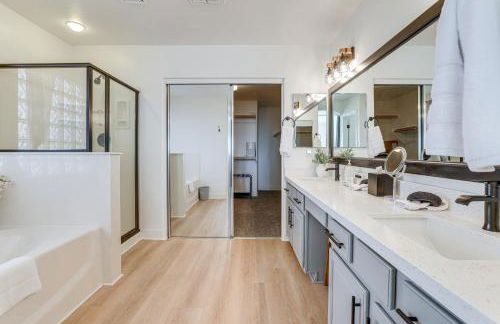 Spacious San Tan Valley with Private Outdoor Oasis - Foto 19