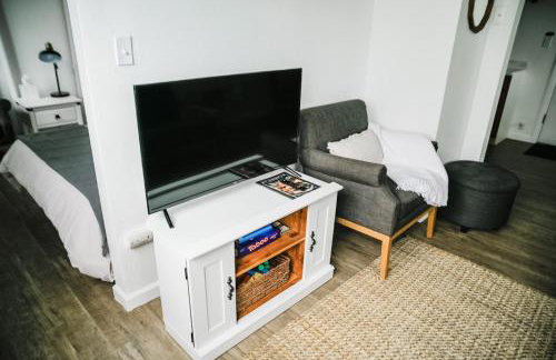 House-1 Bedroom, 1 Bath-Private, Centrally Located - Foto 22