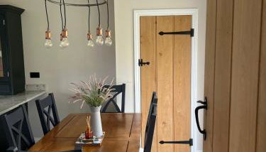 Charming 2-Bedroom Cottage in Warwickshire - Foto 5