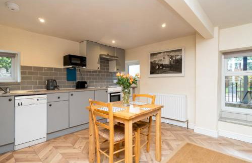 Lovely 1 bed apartment with free parking - Pass the Keys - Photo 7