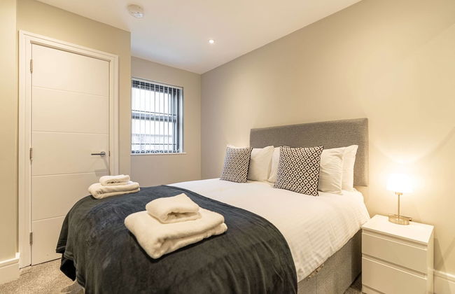 Celador Apartments - Bond House - Photo 7