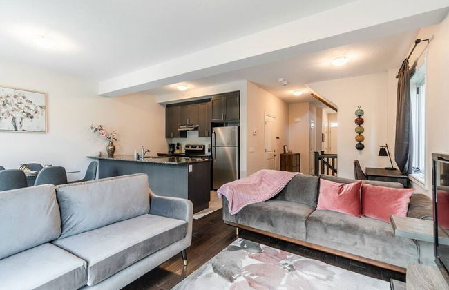 Lakeshore 3BR 2 5BA Townhome 1 min to the Beach - Photo 16