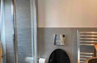 Top roof luxury studio near metro! - Foto 13