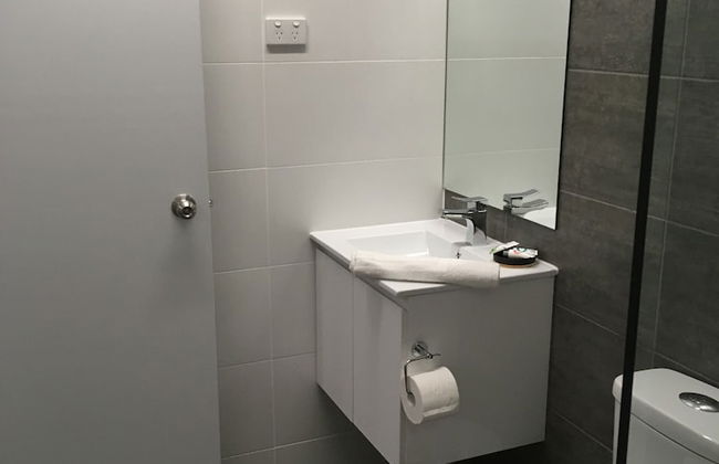 Escape On Lake - Photo 17