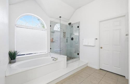 Bright and Cozy 4B Retreat in Frisco - Foto 11
