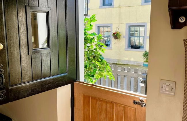 Beautiful 2-bed Cottage in Heysham Village - Foto 16