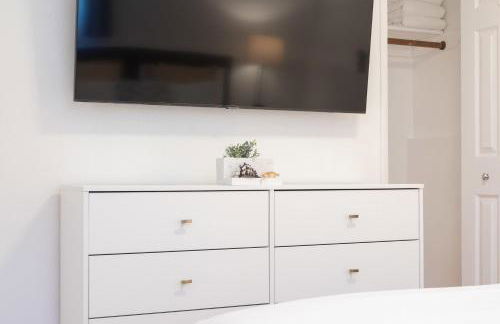 4 Bedroom 2 Bath with Ocean View Hot Tub Parking - Foto 6