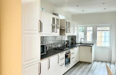Luxury home in prime location Steps from WoodGreen - Foto 38