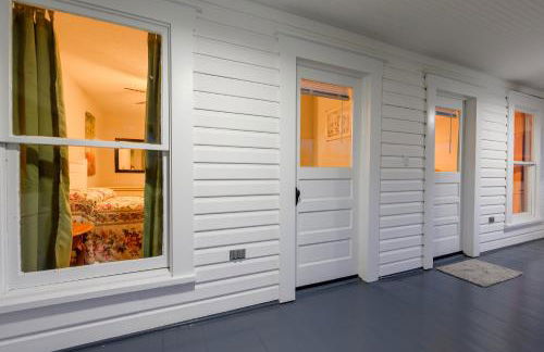 Promise Land Manor Historic home lake access, near parks and venues - Foto 35