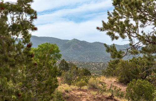 Mountain Views and Patio Santa Fe Escape! - Foto 32