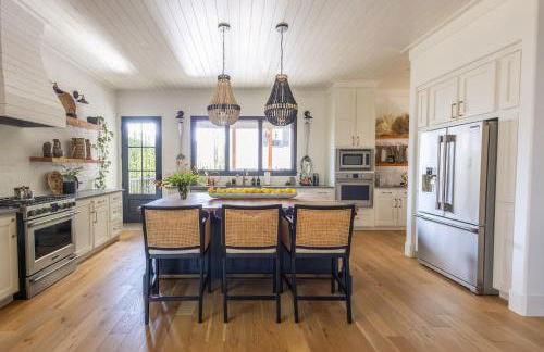 Beryl West - Artful 3BR Bentonville Pet-Friendly - Foto 10