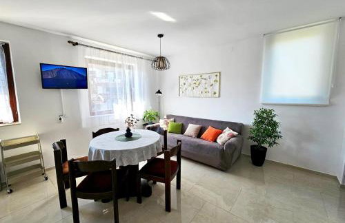 Apartments with a parking space Malinska (Krk) - 2390 - Photo 21