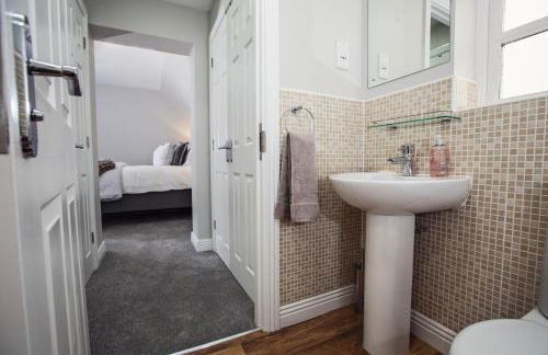 Beautiful Retreat - Hot Tub, Stunning Views & Late Checkout - Abergavenny - Foto 10