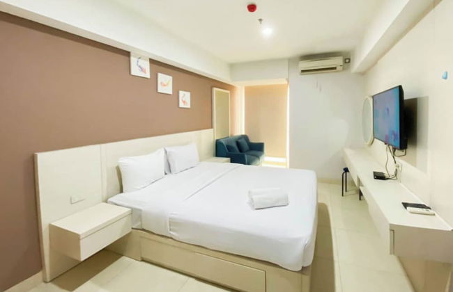 Good Homey Studio Apartment At Warhol (W/R) Residences - Foto 3