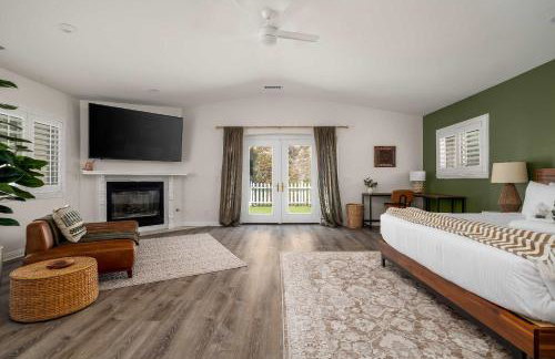 Huge House with Pool! Sleeps 16 - BBQ - Shuffleboard - Foto 22