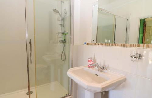 Keepers Cottage - Photo 17