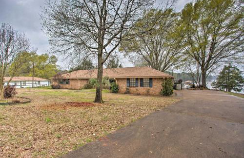 Roomy Texas Lake Retreat with Private Boat Ramp - Foto 44