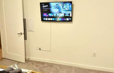 Modern & Spacious 2BR Apartment with Gym & Parking - Foto 17