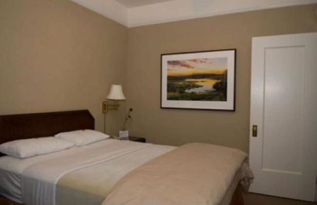 Powell Place at Nob Hill - Photo 2