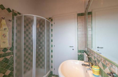 Attico con vista collinare - Photo 18