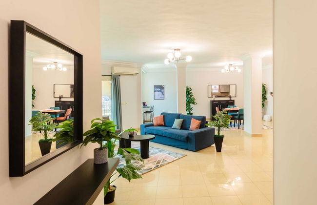 Distinct & Decent 2 BDR Apt. Steps From Nightlife and Airport - Foto 14