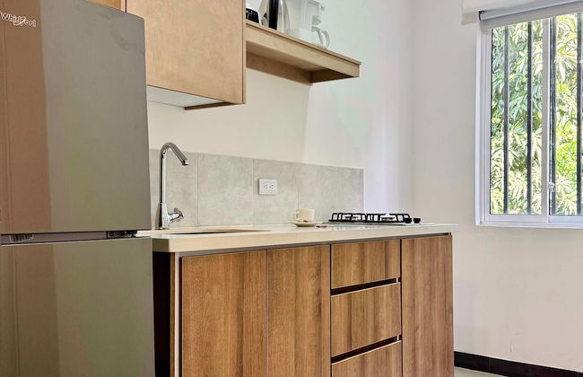 w Amazing Loft w Perfect Balcony in Cali - Photo 4