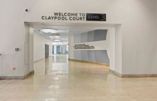 New Downtown Indy 3BR Retreat Sleeps 10 - Arcade - Foto 14