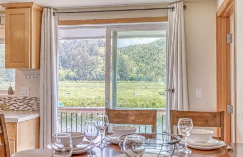 Riverfront Gem - Meredith Lodging - Foto 7