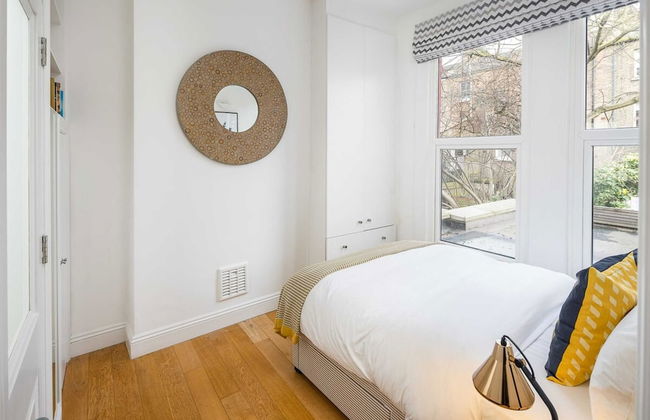 Lovely Designer 1 Bedroom Shepherd's Bush 7 min to Tube - Photo 1