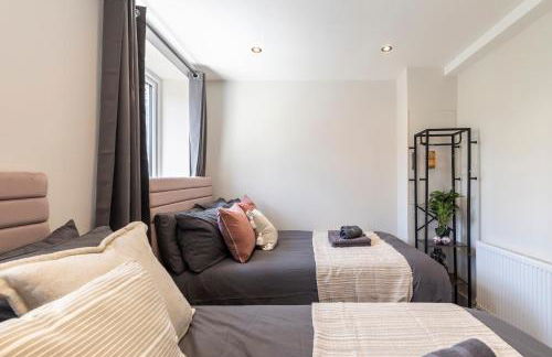 Kew Garden Suite 2BR Sleeps 9 Near Central London - Foto 20