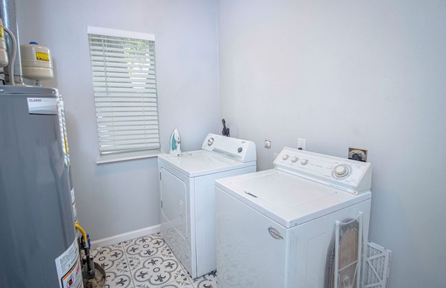 Magnificent Large Home Near Downtown - Foto 36