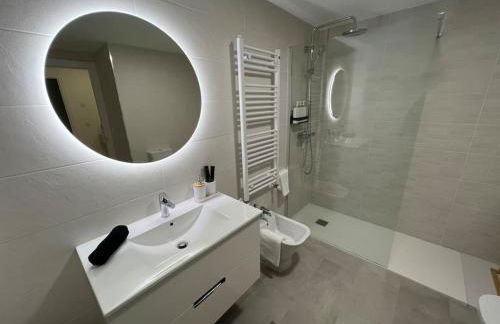 SeaView 2 - Sunset Suite Experience - Photo 15