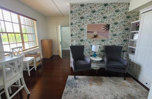 Two Duval Street Suites w parking and pool - Foto 12