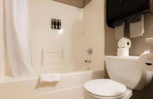 The Family Haven - 3BD 3BA Home in East Peoria - Foto 28