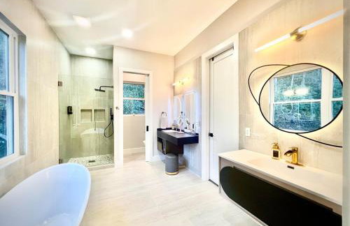 Creek side Mountain Perfect for Families ,We are just 5 to 7 minutes from the entrance of Pisgah Forest, where you ll find many rivers and waterfalls - Foto 25