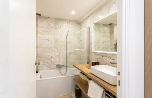 86m- Spacious 3 room apartment with large terrace - Foto 19