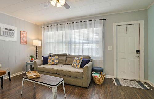 Steps to Beach & Downtown! Cozy Beach Bungalow #3 - Photo 11