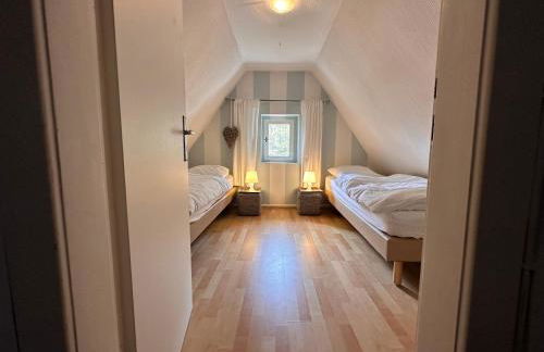 VILLA WALDHAUS WILLINGEN SAUERLAND - Charming Villa near Forest for 12 Guests with Huge Garden - Nearby Winter Sports Area with Ski Slope - Hiking and Nature - Foto 34