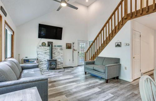 Screened Porch and Deck Pet-Friendly Poconos Escape - Foto 1