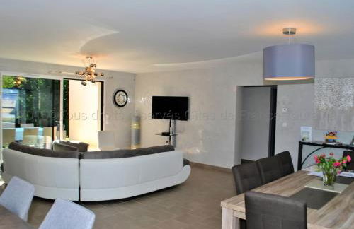 Grande maison moderne avec piscine à Tours, proche du centre-ville et de la Loire à Vélo - FR-1-381-231 - Photo 17