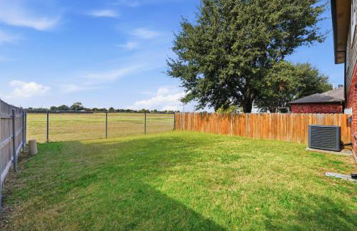Stunning Home near Universal Kids Resort, Frisco - Foto 17