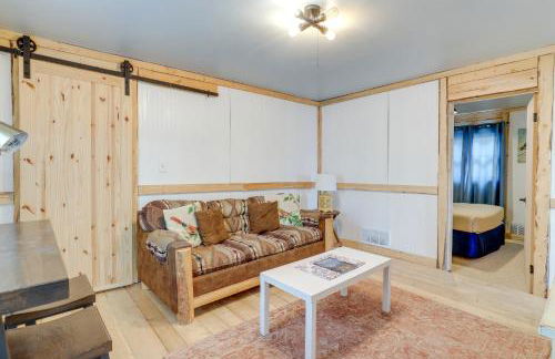 2 Mi to Dtwn Pet-Friendly Casper Apt! - Photo 8