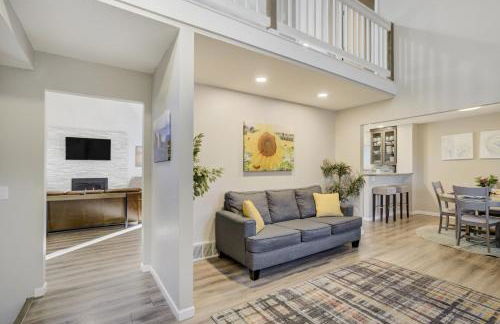 Spacious Rockrimmon Getaway - Sleeps 14 - GameRoom - Foto 11